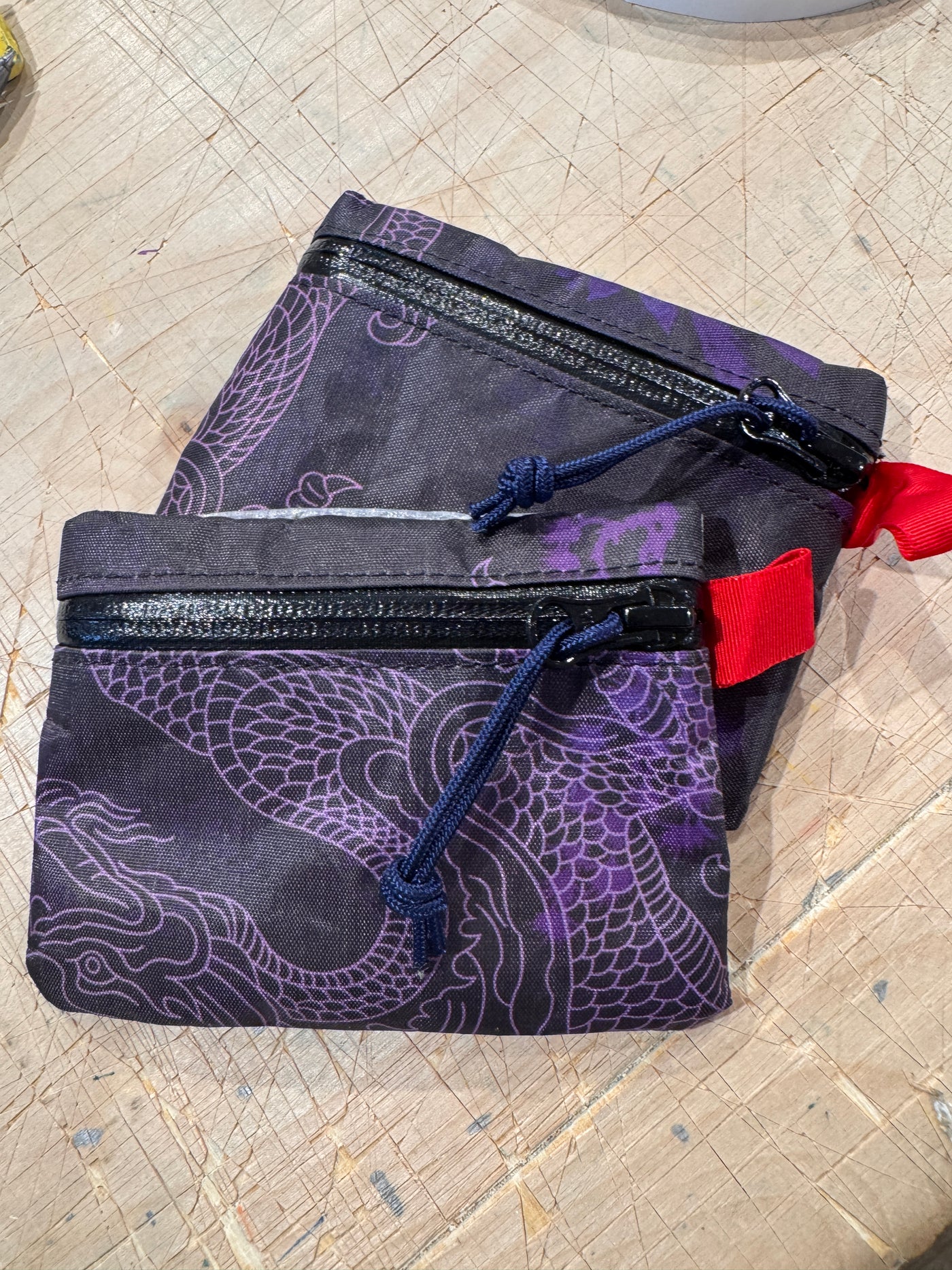 dyneema wallet seconds