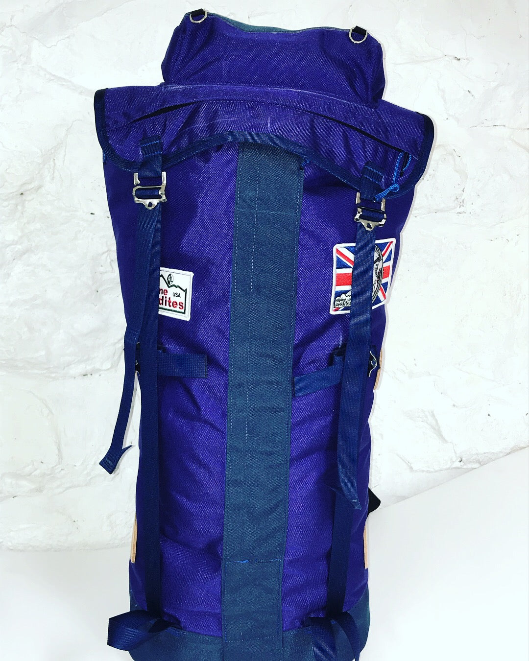 Alpiniste - Alpine Luddites